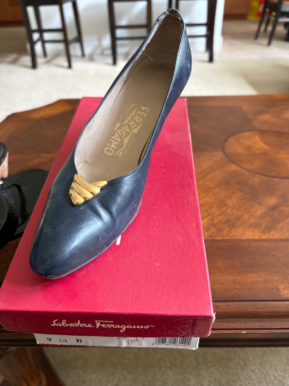 Ferragamo pump